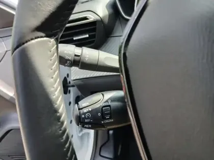 Photo 14 Peugeot 208  PureTech 75 S&S BVM5 Active