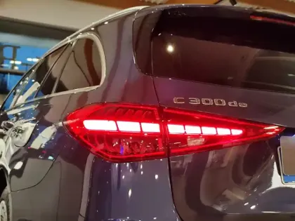 Photo 77 Mercedes Classe C 300 de Hybrid EQ AMG Line