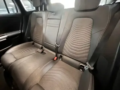 Photo 13 Mercedes EQA 250+ Edition