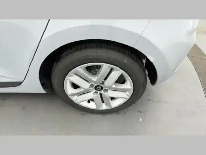 Photo 8 Renault Clio V TCe 100 GPL Evolution