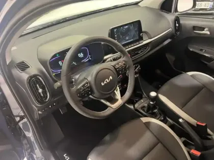 Photo 8 Kia Picanto  1.2 DPi 79ch GT-Line