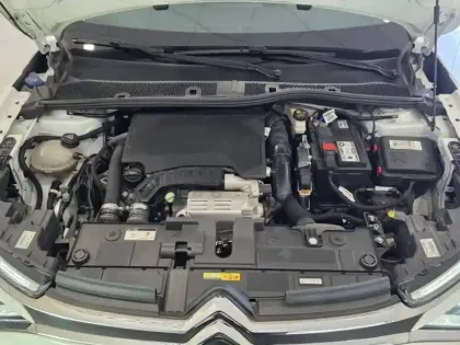 Photo 9 Citroën C4  PureTech 100ch S&S Feel