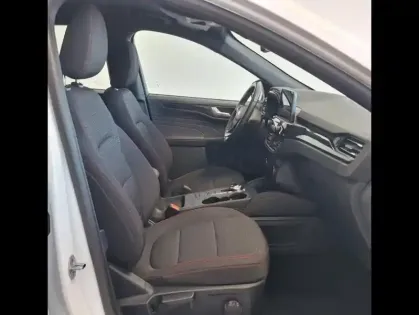 Photo 10 Ford Kuga  2.5 Duratec 190ch FHEV E85 ST-Line BVA