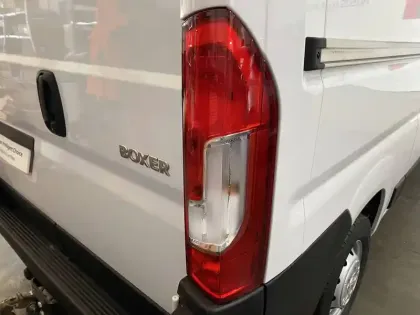 Photo 21 Peugeot Boxer  TOLE 330 L2H1 BLUEHDI 140 S&S