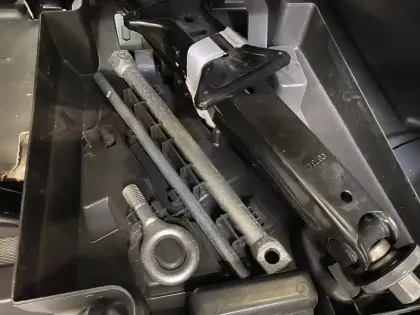 Photo 26 Peugeot Boxer  TOLE 330 L2H1 BLUEHDI 140 S&S