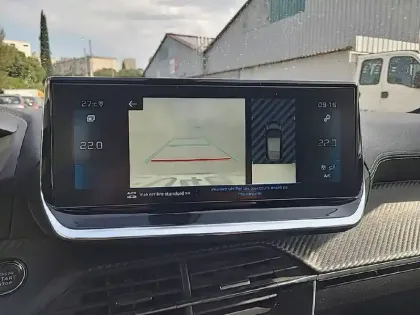 Photo 14 Peugeot 208  PureTech 130 S&S EAT8