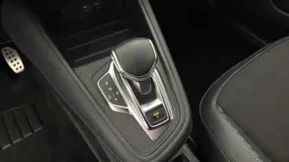 Photo 21 Renault Captur  E-Tech full hybrid 145 ch esprit Alpine