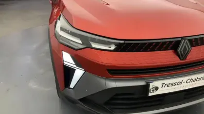 Photo 13 Renault Captur  E-Tech full hybrid 145 ch esprit Alpine