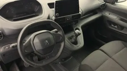 Photo 9 Peugeot Partner  FOURGON STANDARD 650 KG BLUEHDI 100 S&S BVM6 ASPHALT