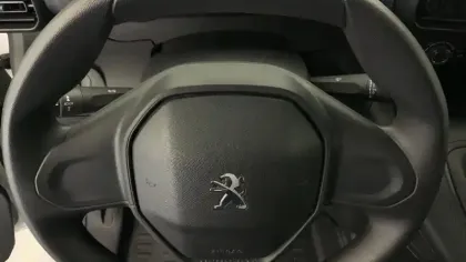 Photo 18 Peugeot Partner  FOURGON STANDARD 650 KG BLUEHDI 100 S&S BVM6 ASPHALT