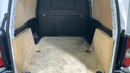 Photo 7 Peugeot Partner  FOURGON STANDARD 650 KG BLUEHDI 100 S&S BVM6 ASPHALT