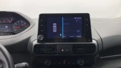 Photo 22 Peugeot Partner  FOURGON STANDARD 650 KG BLUEHDI 100 S&S BVM6 ASPHALT