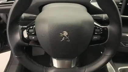 Photo 19 Peugeot 308  PureTech 110ch S&S BVM6 Allure Pack