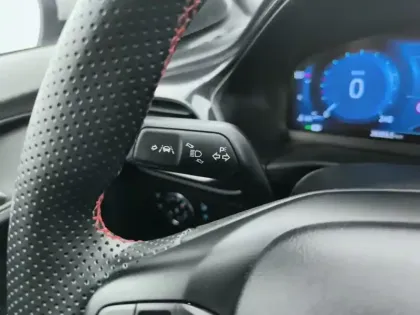 Photo 17 Ford Puma  1.0 Flexifuel 125 ch S&S BVM6 ST-Line X