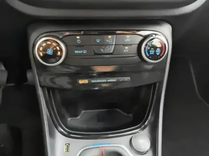 Photo 12 Ford Puma  1.0 Flexifuel 125 ch S&S BVM6 ST-Line X