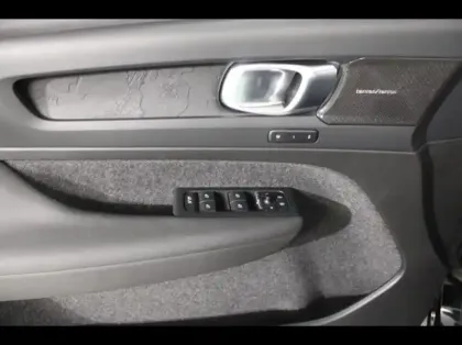 Photo 23 Volvo C40  Recharge Extended Range 252ch Ultimate