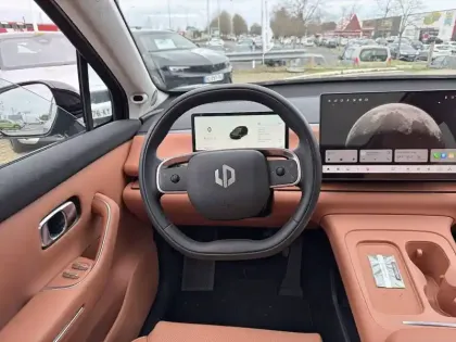 Photo 8 Leapmotor C10  BEV 69.9 kWh - 160 kW