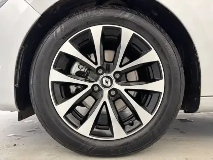 Photo 35 Renault Clio  E-Tech 140 - 21N