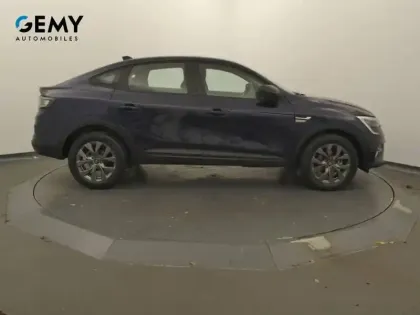 Photo 24 Renault Arkana  E-Tech full hybrid 145 GSR2