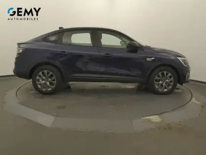 Photo 24 Renault Arkana  E-Tech full hybrid 145 GSR2