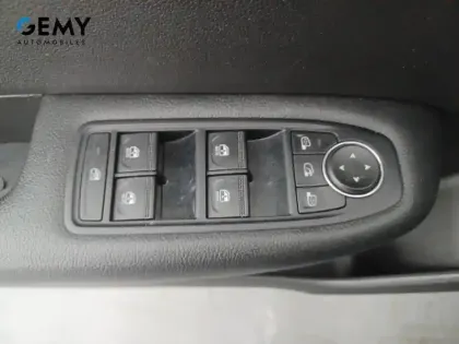 Photo 32 Renault Arkana  E-Tech full hybrid 145 GSR2