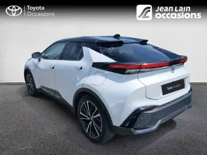 Photo 6 Toyota C-HR  Hybride 140