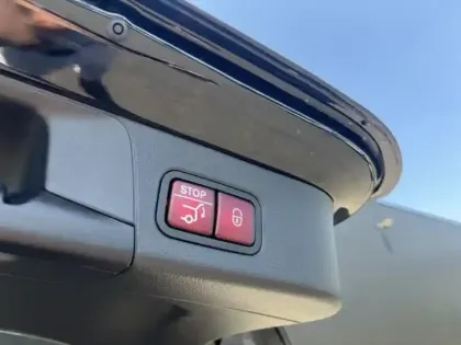 Photo 15 Mercedes Classe B 250 e Hybrid EQ AMG Line