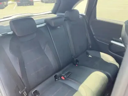 Photo 16 Mercedes Classe B 250 e Hybrid EQ AMG Line