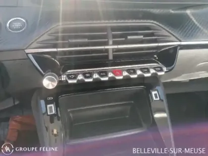 Photo 12 Peugeot 2008  e- 136ch Active