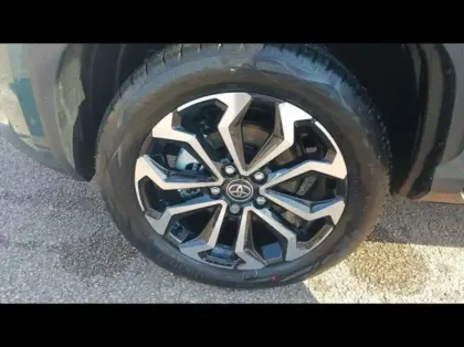 Photo 12 Toyota Yaris  Cross 116h Design MY25