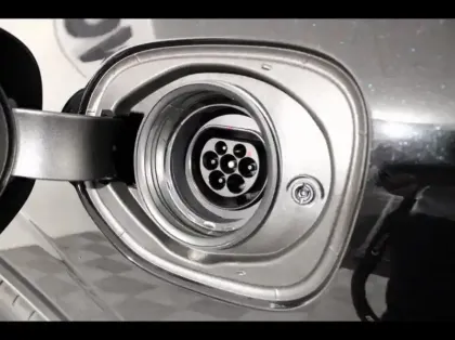 Photo 27 Volvo Xc60  T6 Hybride Rechargeable 350ch Plus Style Dark Geartronic 8 AWD