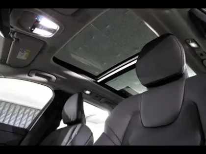 Photo 21 Volvo Xc60  T6 Hybride Rechargeable 350ch Plus Style Dark Geartronic 8 AWD