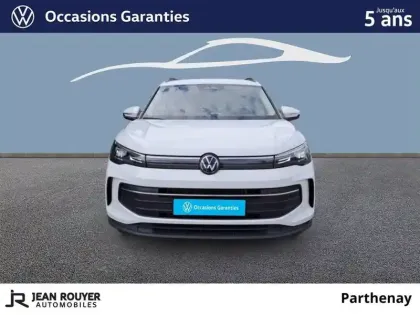 Photo 8 Volkswagen Tiguan  1.5 eTSI 131ch DSG7