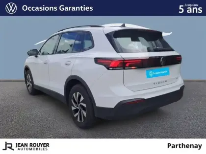 Photo 10 Volkswagen Tiguan  1.5 eTSI 131ch DSG7