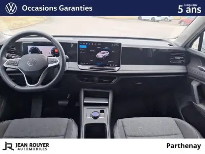 Photo 2 Volkswagen Tiguan  1.5 eTSI 131ch DSG7