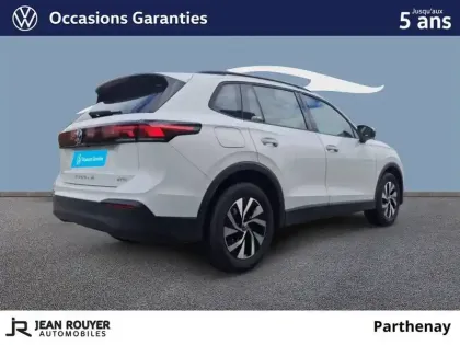 Photo 1 Volkswagen Tiguan  1.5 eTSI 131ch DSG7