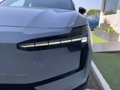 Photo 44 Volvo Ex30  Single Extended Range 272 ch 1EDT