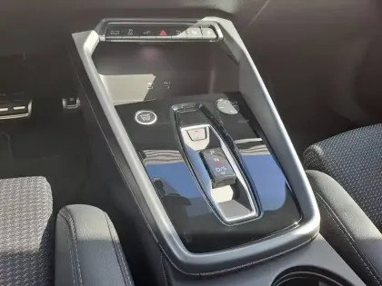 Photo 30 Audi A3  Allstreet 40 TFSI e Hybride rechargeable 204 S tronic 6