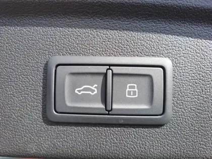 Photo 12 Audi A3  Allstreet 40 TFSI e Hybride rechargeable 204 S tronic 6