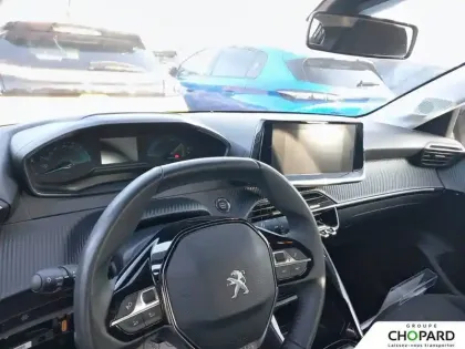 Photo 11 Peugeot 208  Electrique 50 kWh 136ch