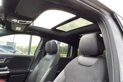 Photo 106 Mercedes GLA  200 d 8G-DCT