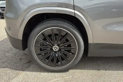 Photo 87 Mercedes GLA  200 d 8G-DCT