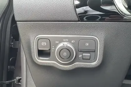 Photo 66 Mercedes GLA  200 d 8G-DCT