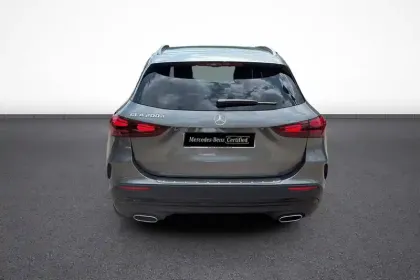 Photo 78 Mercedes GLA  200 d 8G-DCT