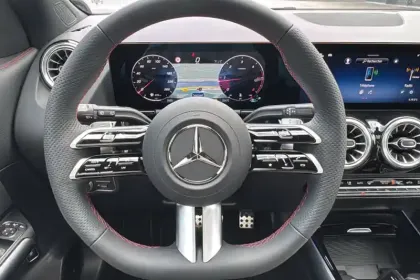 Photo 91 Mercedes GLA  200 d 8G-DCT