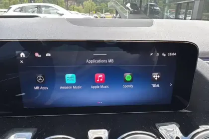 Photo 95 Mercedes GLA  200 d 8G-DCT