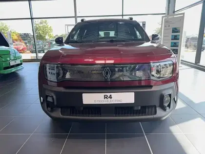 Photo 7 Renault 4 Renault  E-Tech Electrique 150 ch autonomie confort