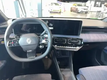 Photo 27 Renault 4 Renault  E-Tech Electrique 150 ch autonomie confort