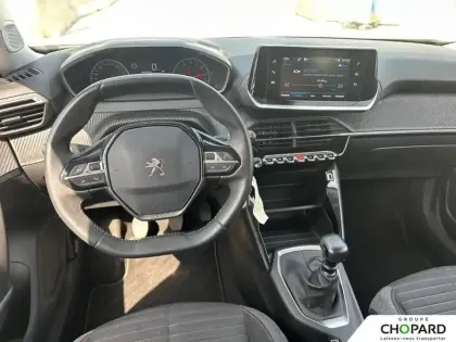 Photo 9 Peugeot 2008  PureTech 100 S&S BVM6