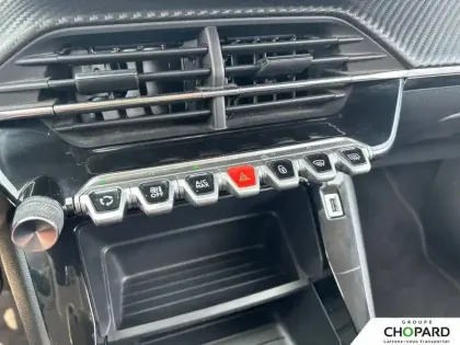 Photo 13 Peugeot 2008  PureTech 100 S&S BVM6